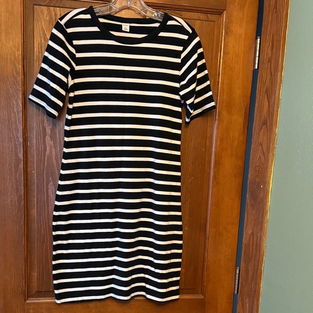 Old Navy Black and White Striped Midi Dress